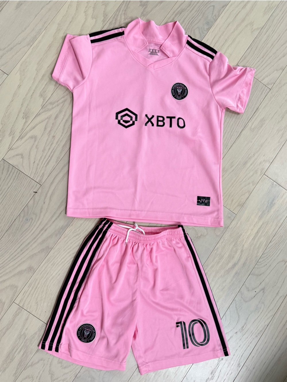 Messi Miami FC XBT0 Pink Athletic Jersey and Shorts Set Youth Large